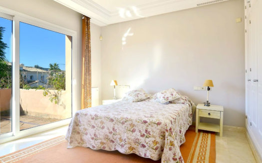 4 bedrooms Villa in Nueva Andalucia
