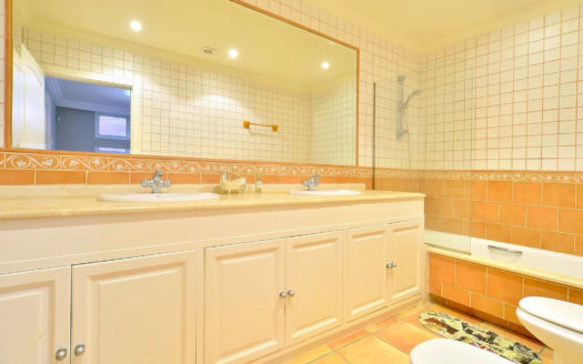 4 bedrooms Villa in Nueva Andalucia