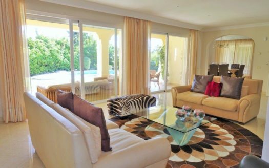 5 bedrooms Villa in Nueva Andalucia