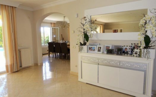 5 bedrooms Villa in Nueva Andalucia