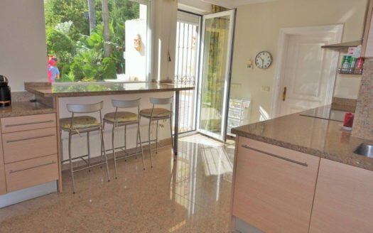 5 bedrooms Villa in Nueva Andalucia