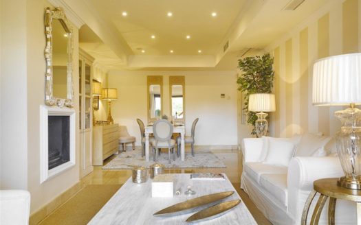 4 bedrooms Apartment in Milla de Oro