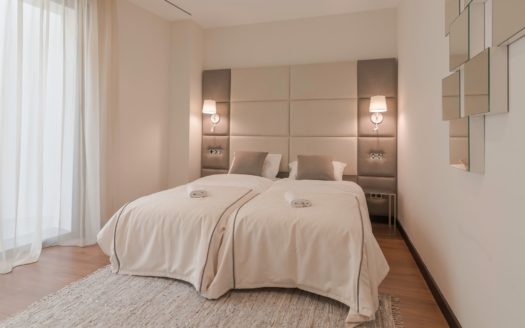 6 bedrooms Villa in Benahavis