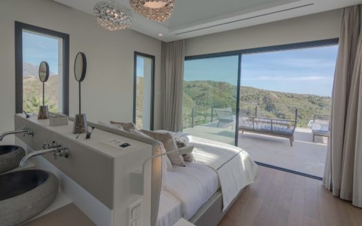 6 bedrooms Villa in Benahavis