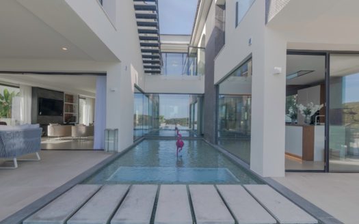 6 bedrooms Villa in Benahavis