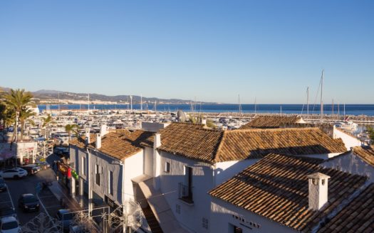 2 bedrooms Apartment in Puerto Banus