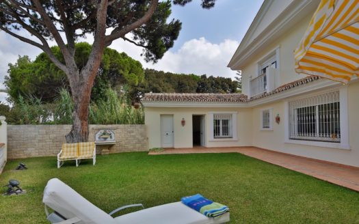 5 bedrooms Villa in Puerto de Cabopino