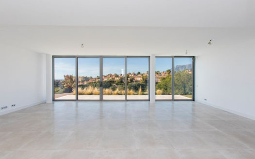 5 bedrooms Villa in Los Monteros