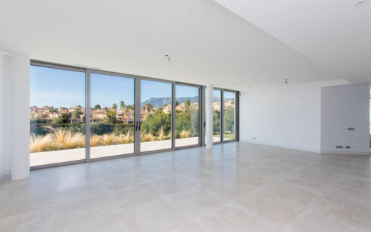 5 bedrooms Villa in Los Monteros