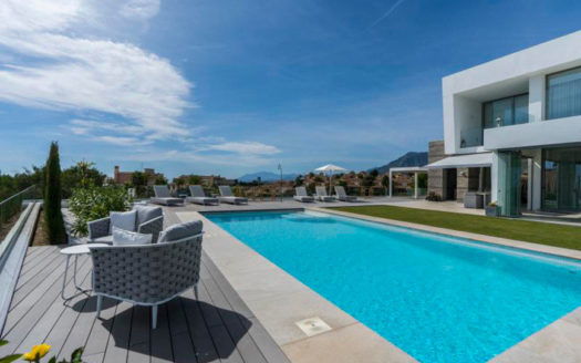 5 bedrooms Villa in Los Monteros