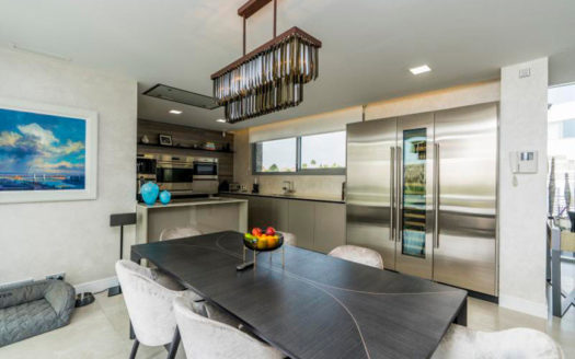 5 bedrooms Villa in Los Monteros