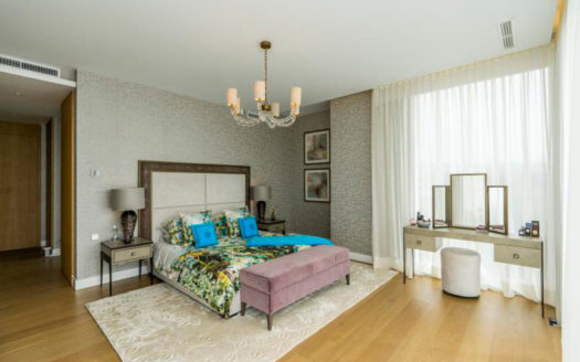 5 bedrooms Villa in Los Monteros