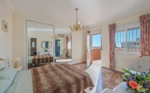 Villa de 8 dormitorios en Mijas Costa