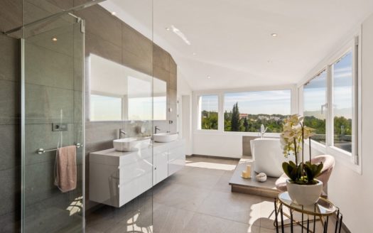 4 bedrooms Villa in Marbella Hill Club