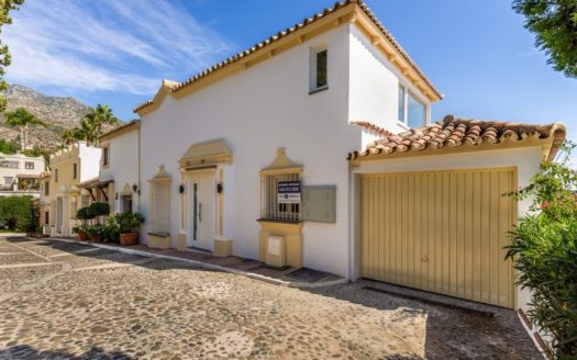 4 bedrooms Villa in Marbella Hill Club