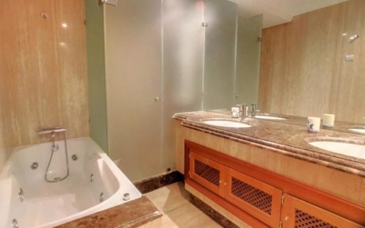 2 bedrooms Apartment in Nueva Milla de Oro