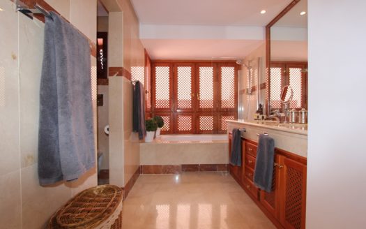 3 bedrooms Penthouse in Menara Beach