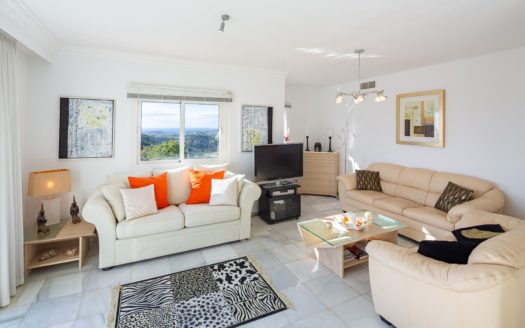 3 bedrooms Penthouse in Las Colinas de Marbella