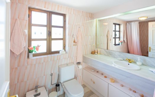 3 bedrooms Penthouse in Las Colinas de Marbella