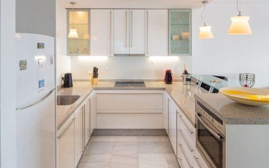 3 bedrooms Penthouse in Las Colinas de Marbella