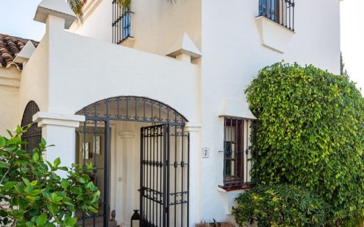 3 bedrooms Penthouse in Las Colinas de Marbella