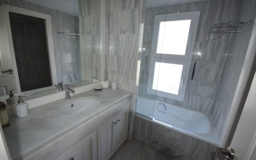 3 bedrooms Penthouse in Alcazaba Beach