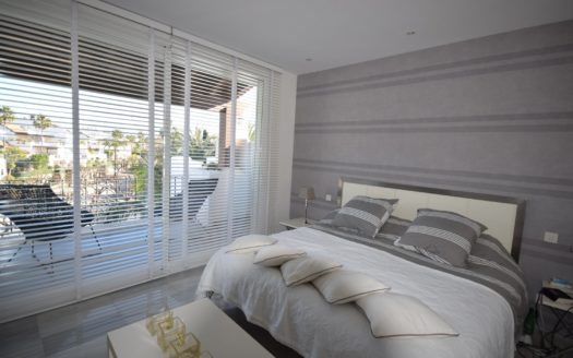 3 bedrooms Penthouse in Alcazaba Beach