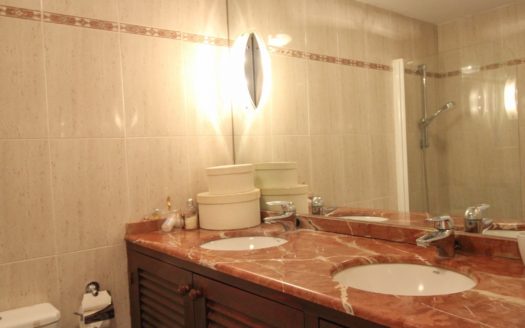 3 bedrooms Apartment in Nueva Andalucia