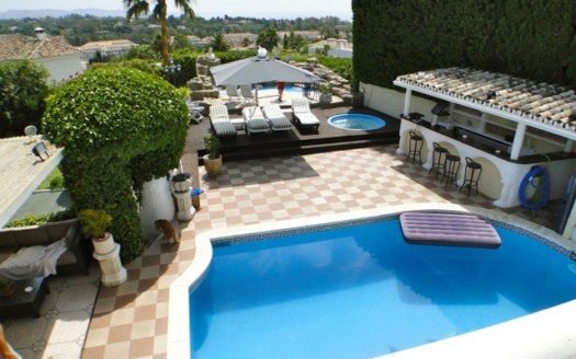 4 bedrooms Villa in Nueva Andalucia
