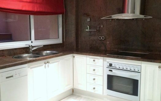 2 bedrooms Apartment in Nueva Andalucia