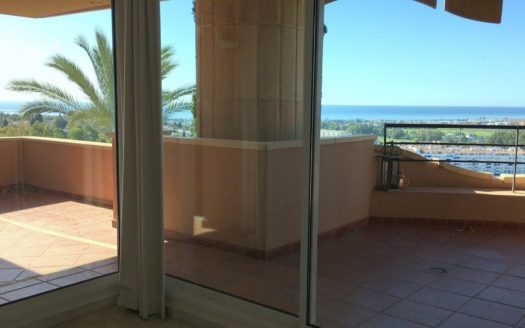 2 bedrooms Apartment in Nueva Andalucia