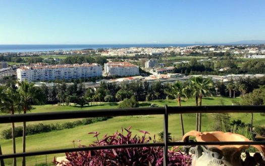 2 bedrooms Apartment in Nueva Andalucia