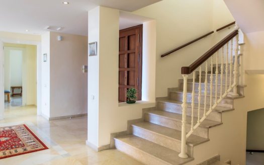 6 bedrooms Villa in Nueva Andalucia