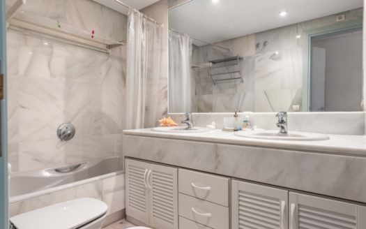 3 bedrooms Apartment in Los Granados Golf