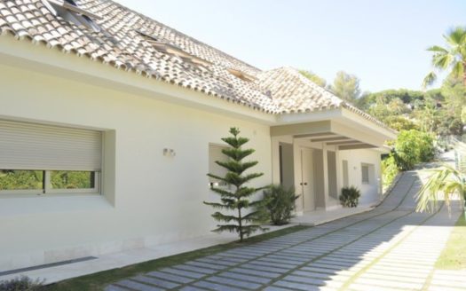6 bedrooms Villa in Los Monteros