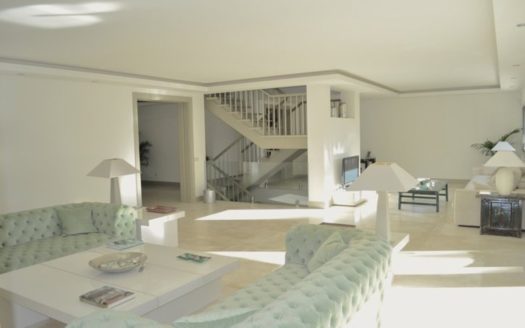 6 bedrooms Villa in Los Monteros