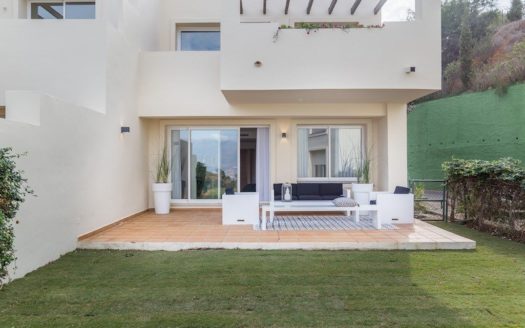 Apartamento de 2 dormitorios en Elviria