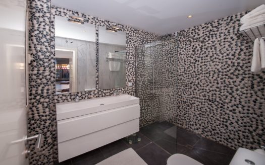 3 bedrooms Villa in Benahavis