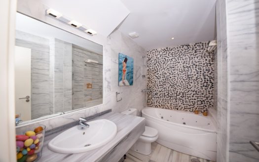 3 bedrooms Villa in Benahavis