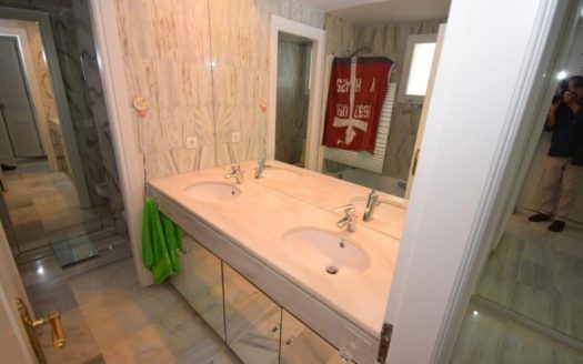 2 bedrooms Apartment in Alcazaba Beach