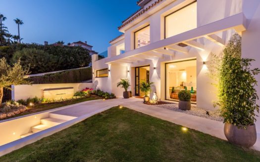 5 bedrooms Villa in Nueva Andalucia