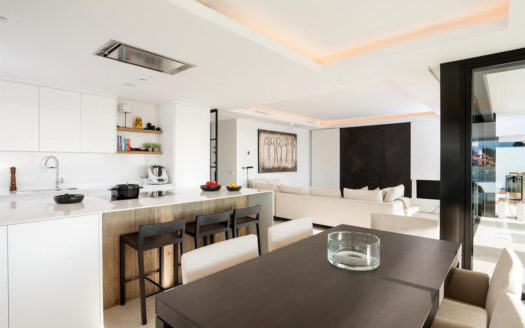 3 bedrooms Penthouse in Nueva Andalucia