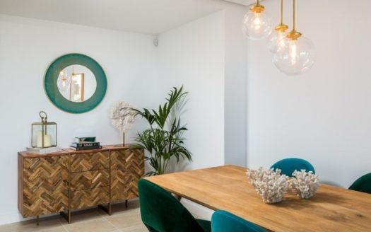 Ático de 2 dormitorios en Nueva Milla de Oro