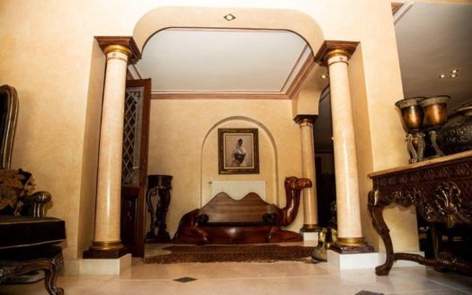 7 bedrooms Villa in Aloha Golf