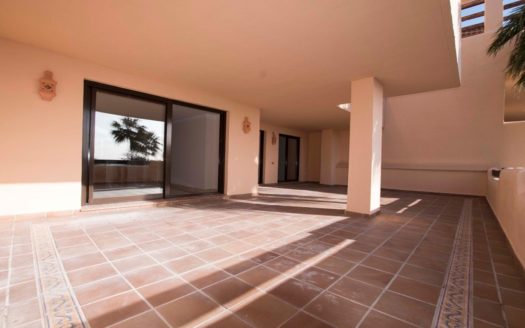 2 bedrooms Apartment in Benahavis