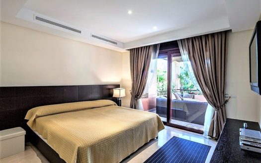 2 bedrooms Apartment in Puerto Banus