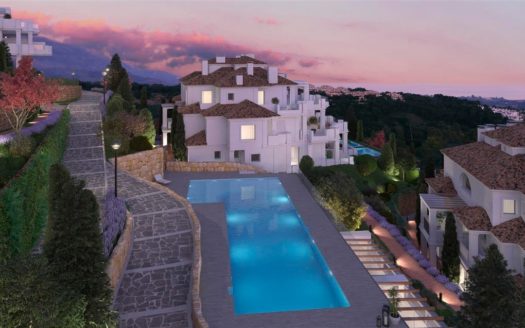 4 bedrooms Penthouse in Nueva Andalucia