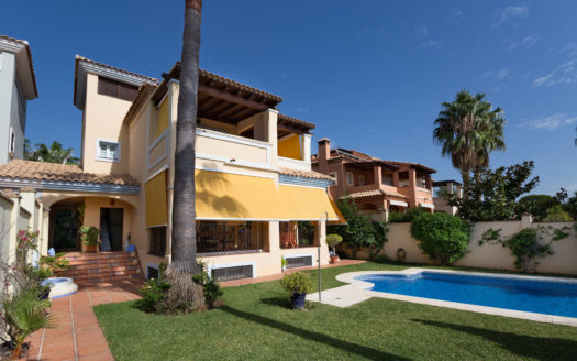 5 bedrooms Villa in El Mirador