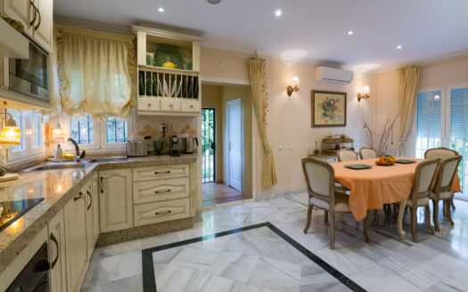 5 bedrooms Villa in El Mirador