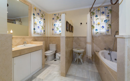 5 bedrooms Villa in El Mirador